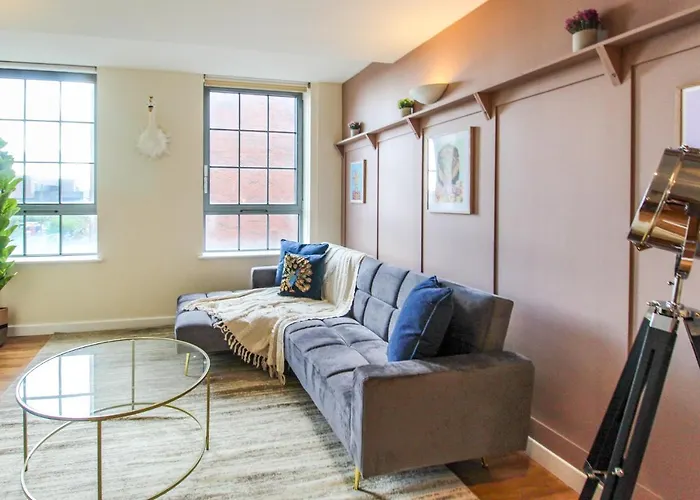 Lovely 1 Bed Apartment With Parking